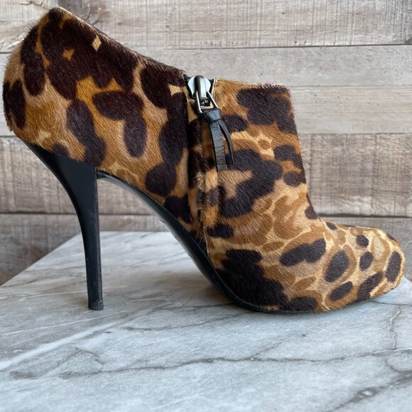 Balenciaga Stiletto Ankle Bootie - Calf Hair - Animal Print - Size 37.5 - GUC - Picture 8 of 16